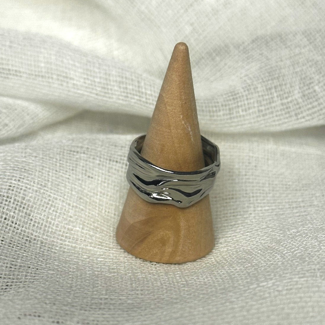 Geometric Ring