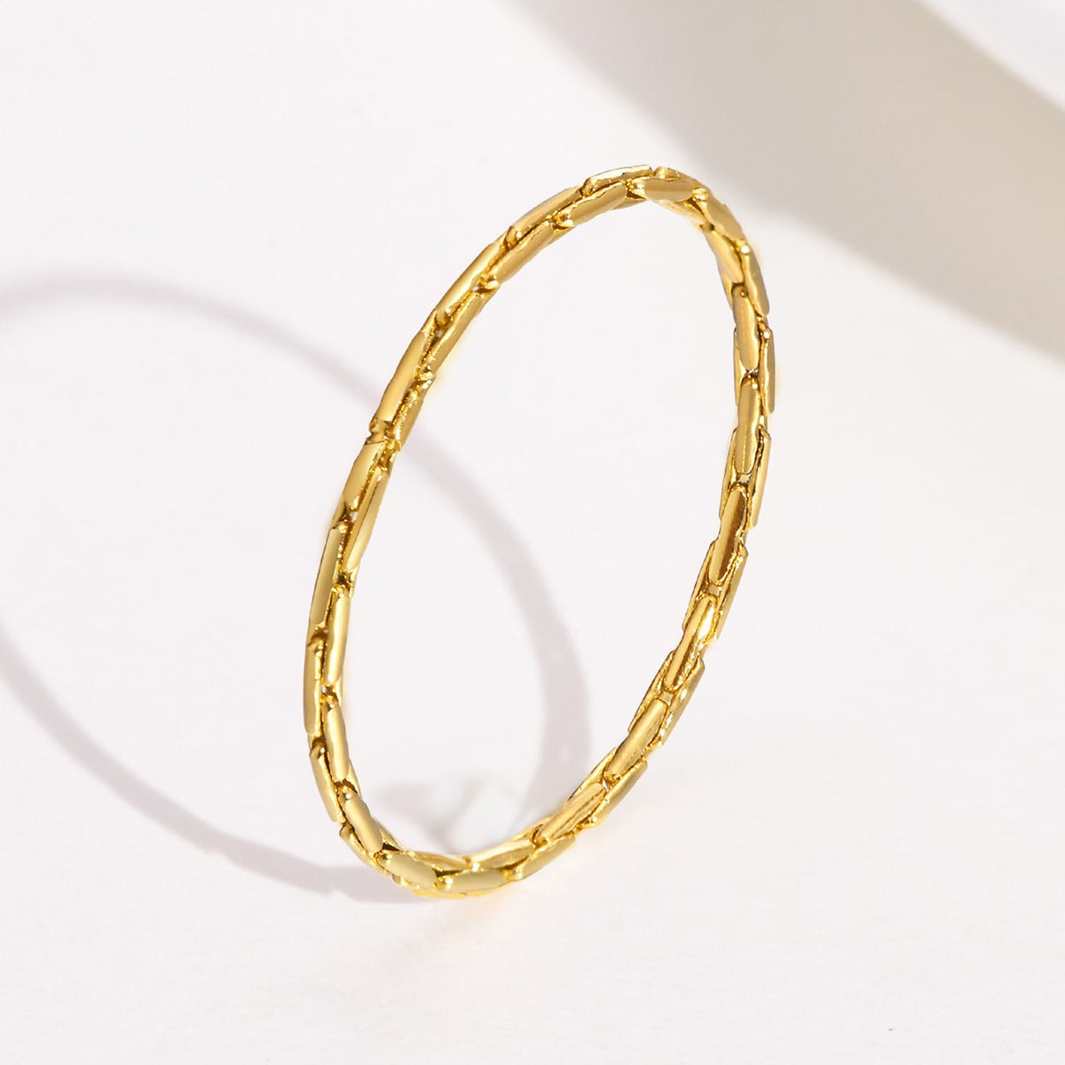 Minimal Chain Effect Ring