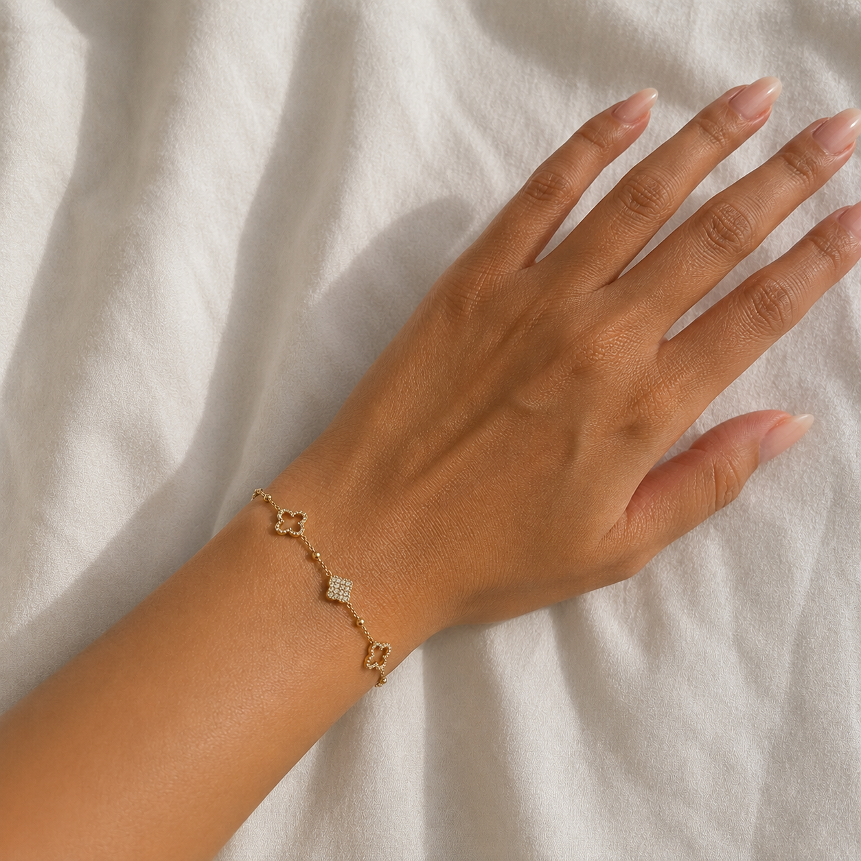 Clover Shine Bracelet