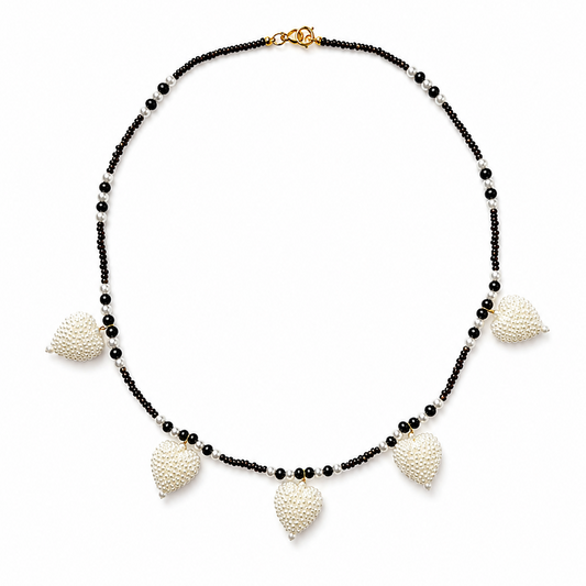 Amore Noir Necklace