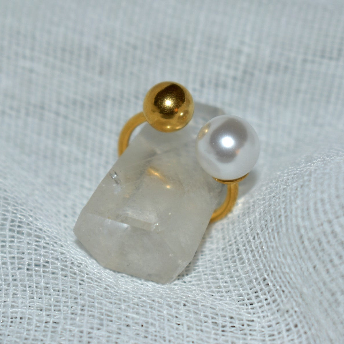 Wave Kiss Pearl Ring