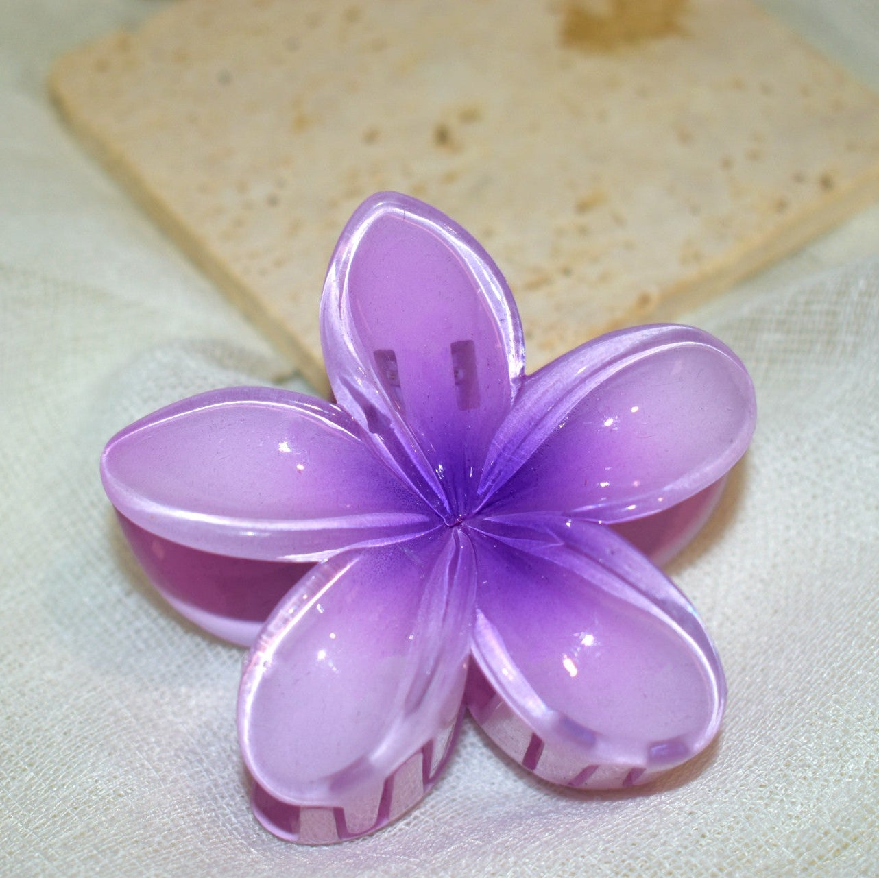 Hawaiian Girl Hair Claw