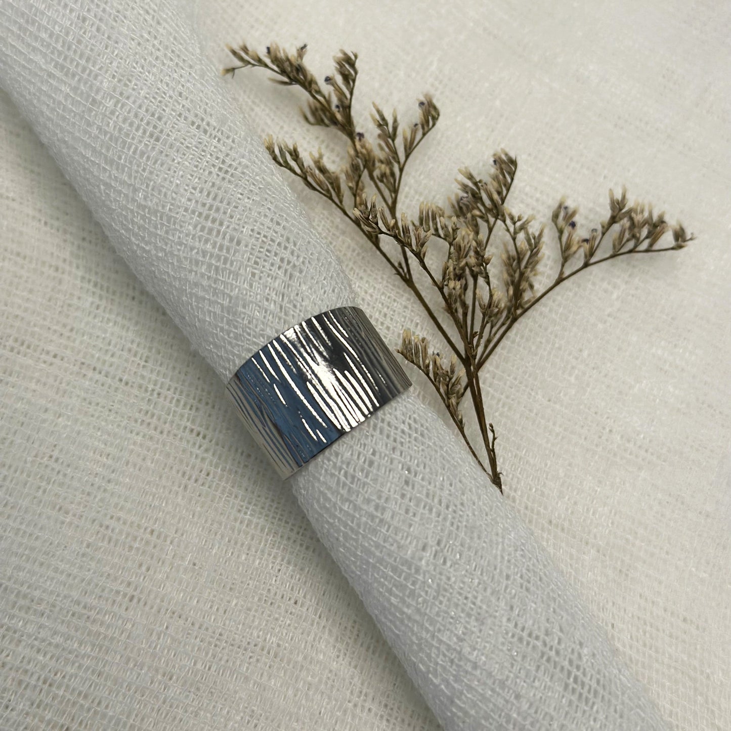 Iris Ring