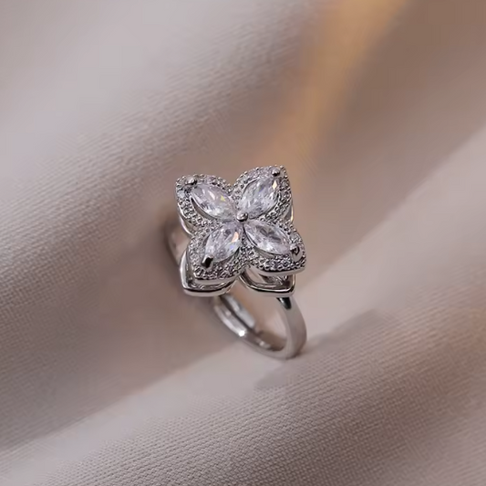 Fidget Ring "Blooming Elegance"