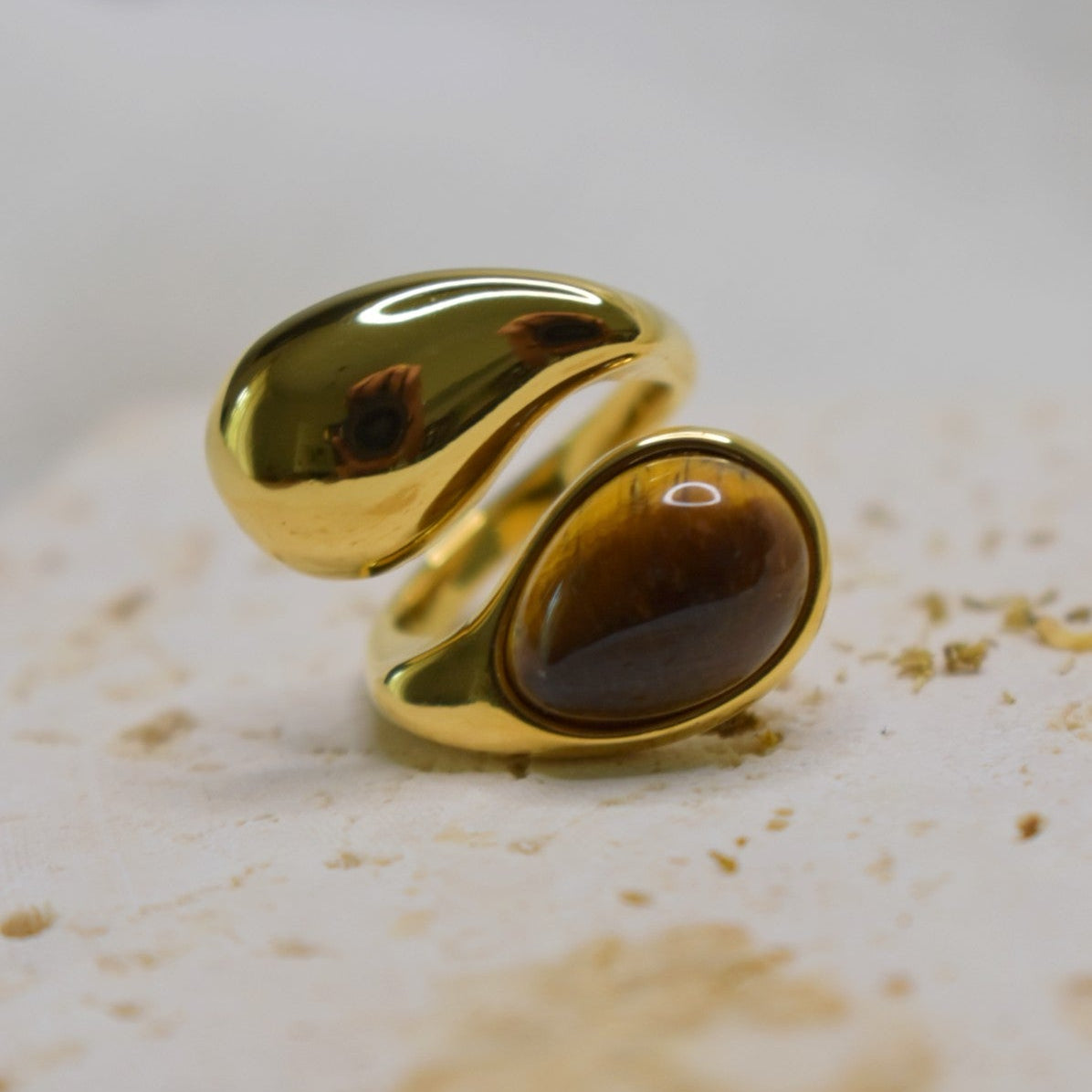 Aura Stone Ring
